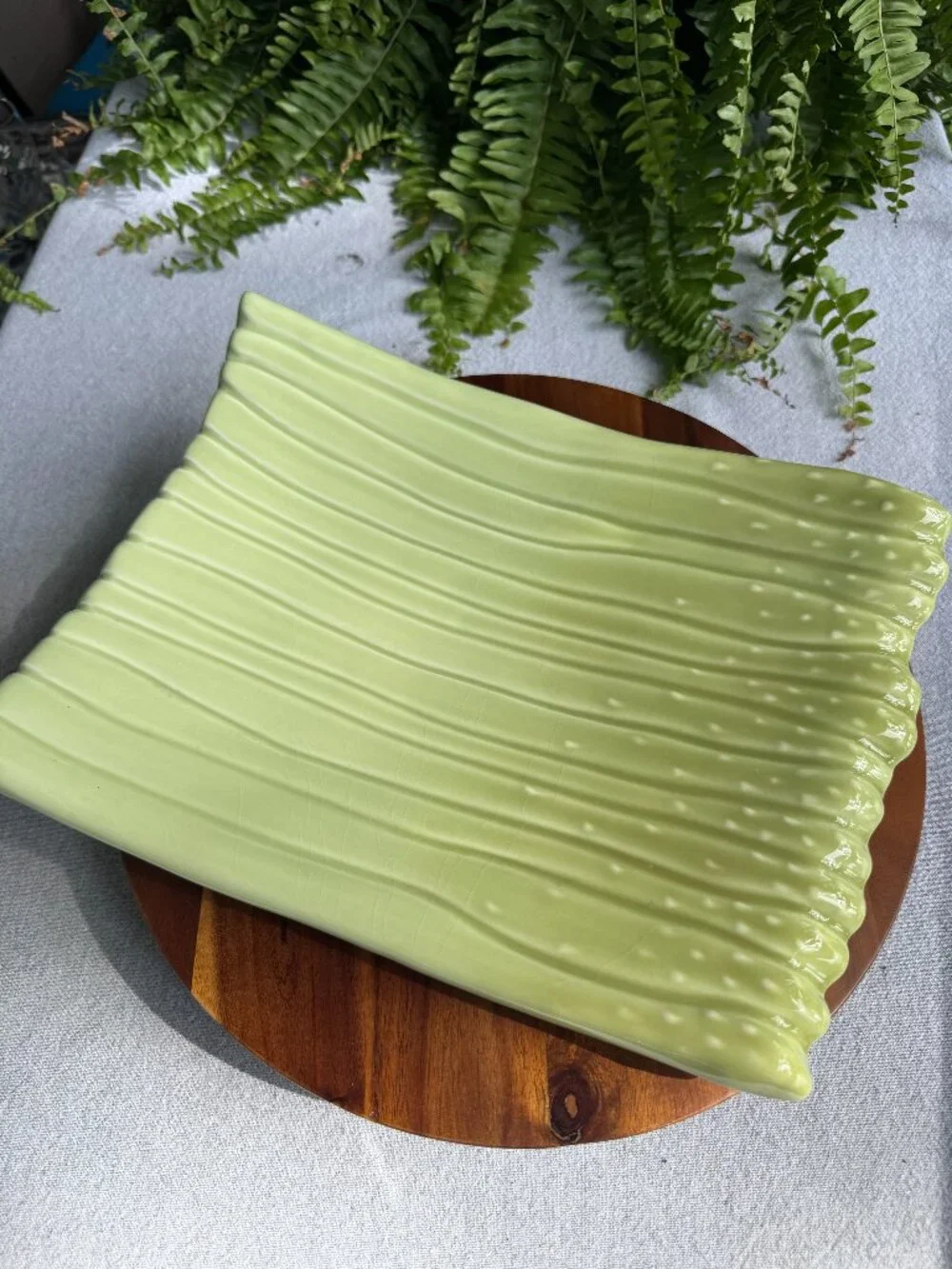 Vintage Crate & Barrel Green Ceramic Asparagus Serving Platter #3620